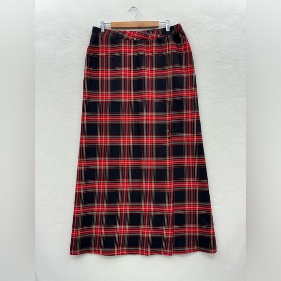 Vintage Item Eyes Women’s 34 Inch Waist Long Plaid Women’s Skirt Front Slit - Picture 1 of 10
